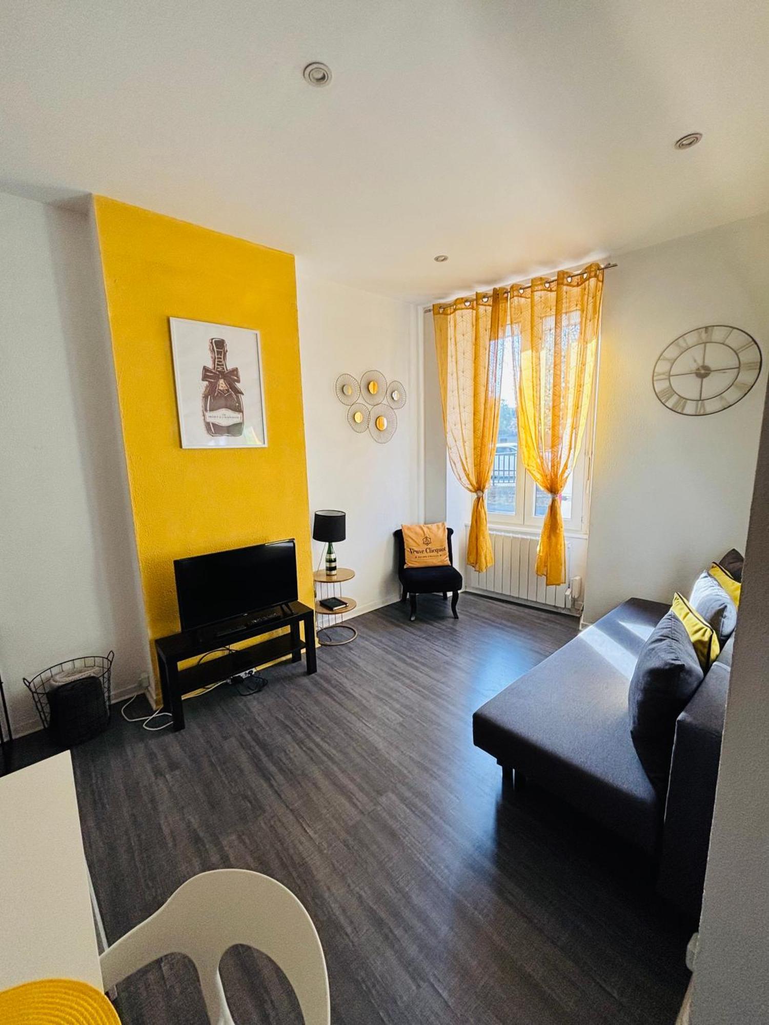 Petille En Champagne - 1 Chambre - Terrasse Épernay Kültér fotó